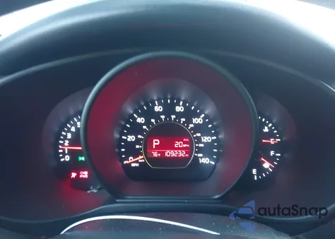 2014 Kia Soul ! from USA, damaged, VIN KNDJX3A54E7729144